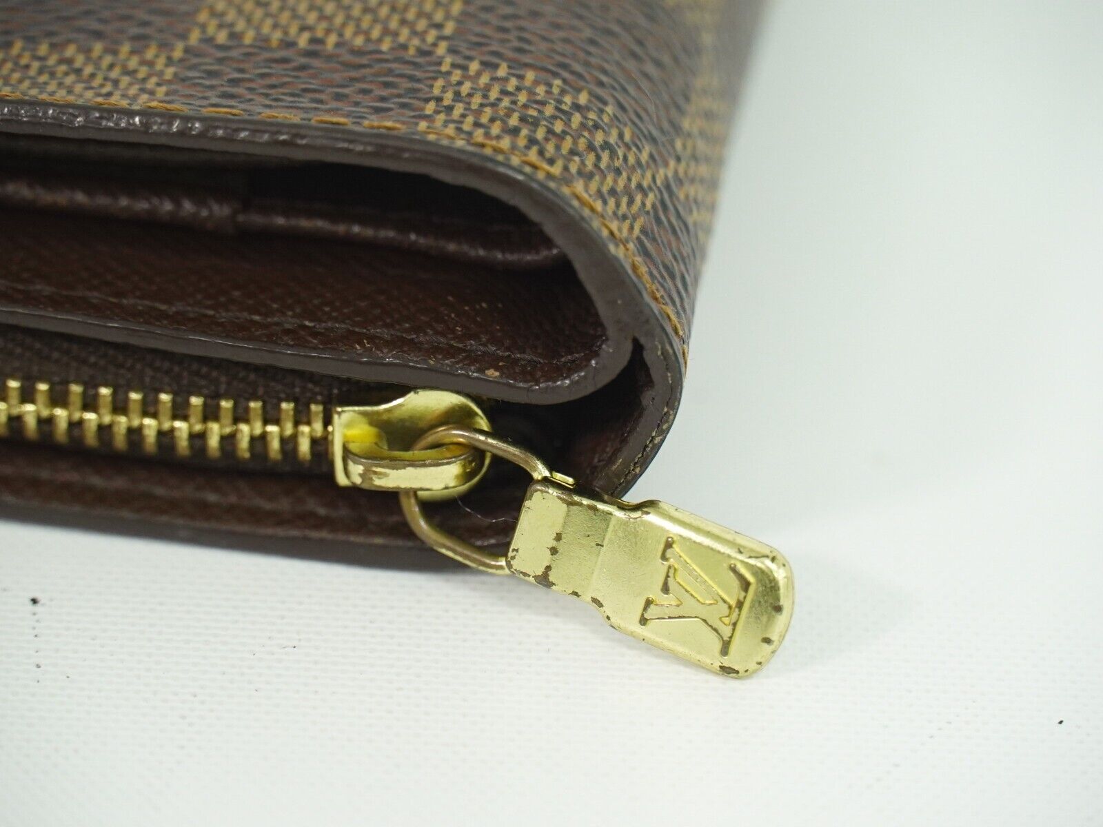 Louis Vuitton Compact zip