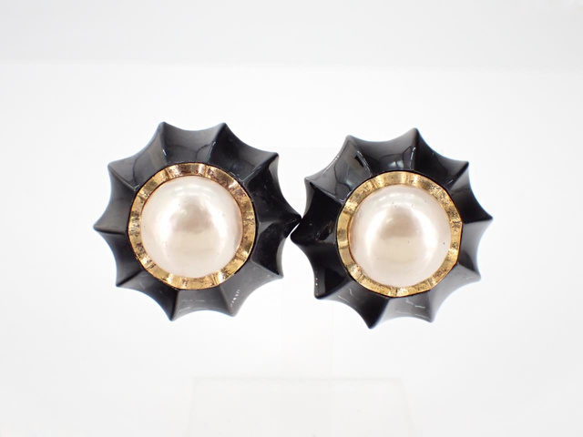 Chanel Vintage Earring Metal