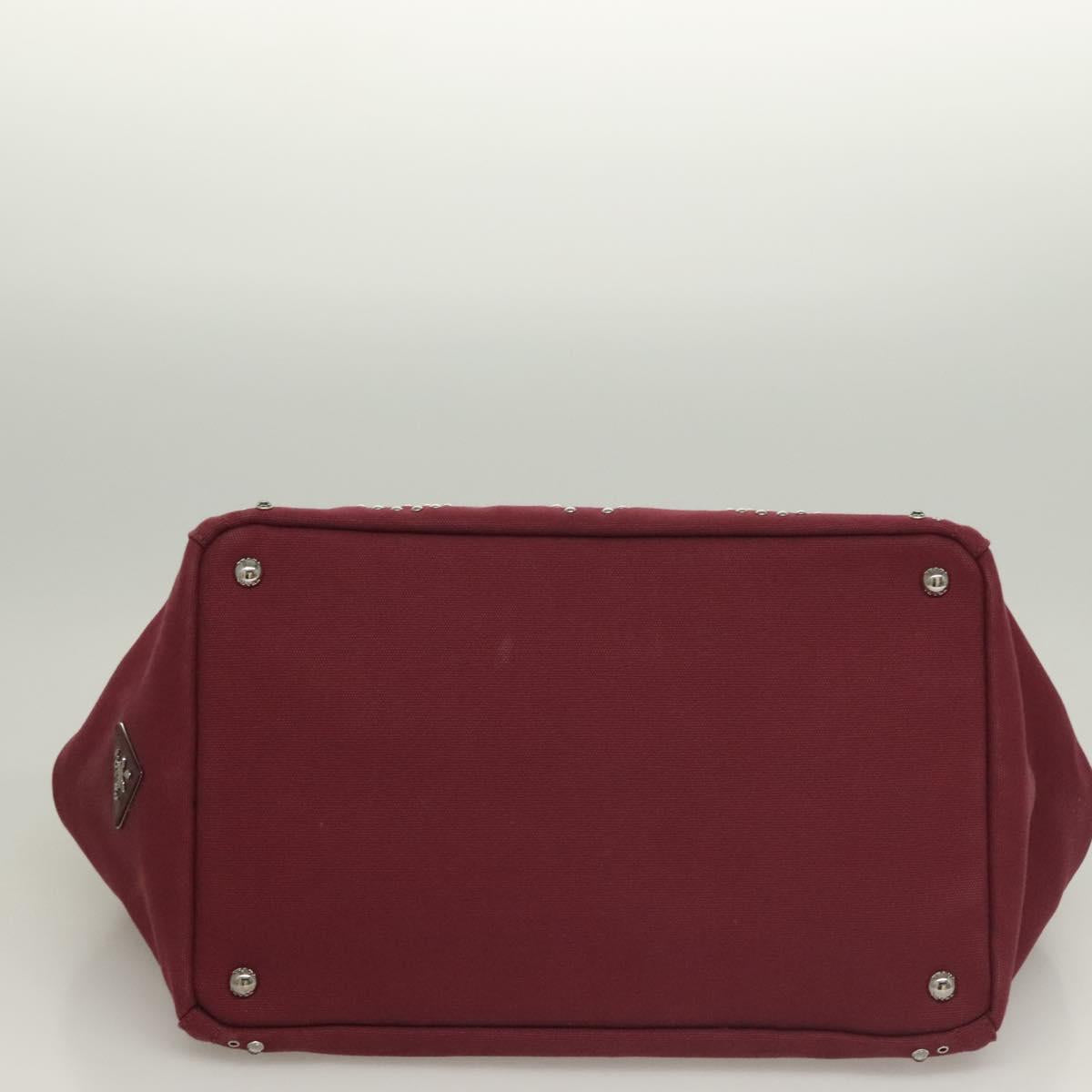 Prada Canapa