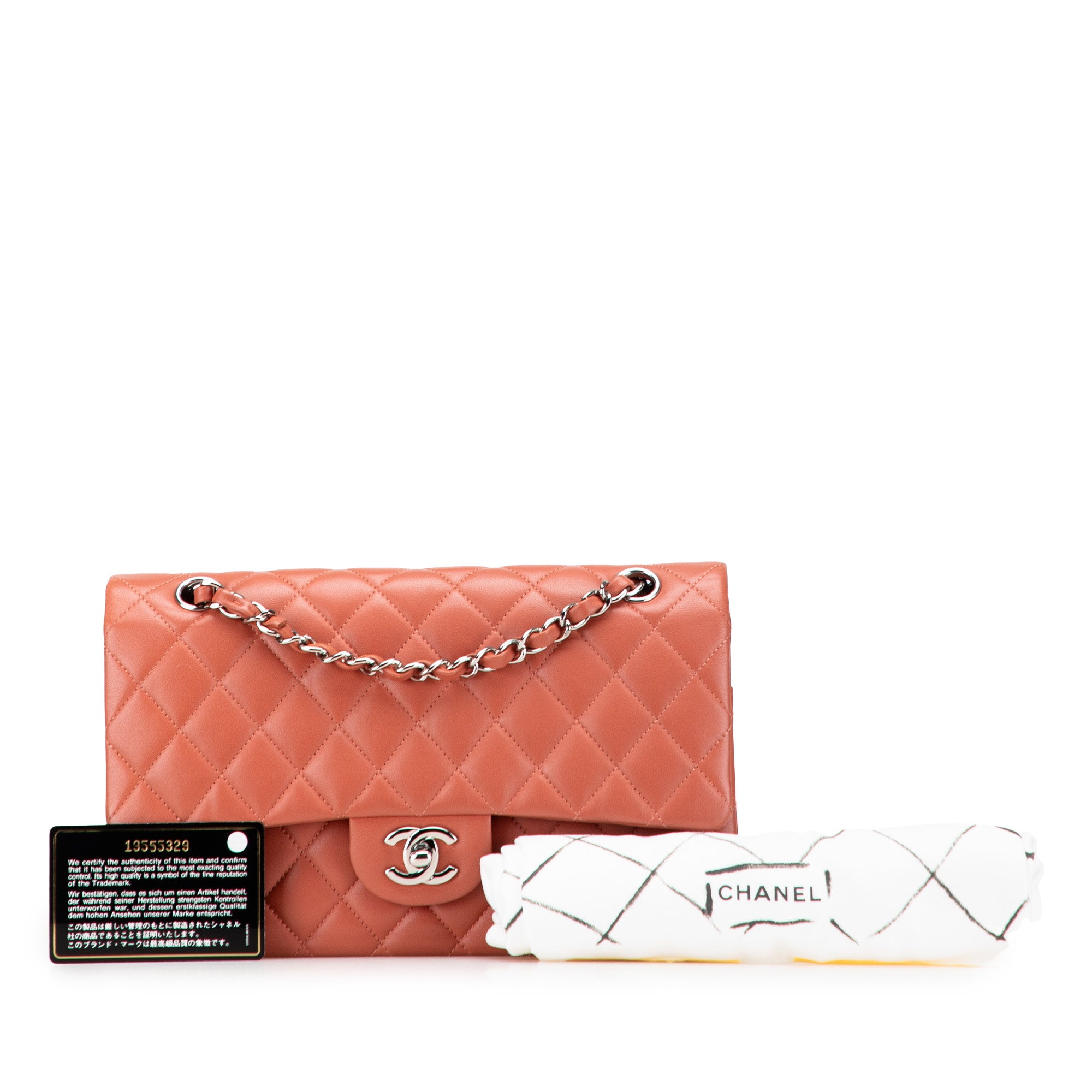 Medium Classic Lambskin Double Flap