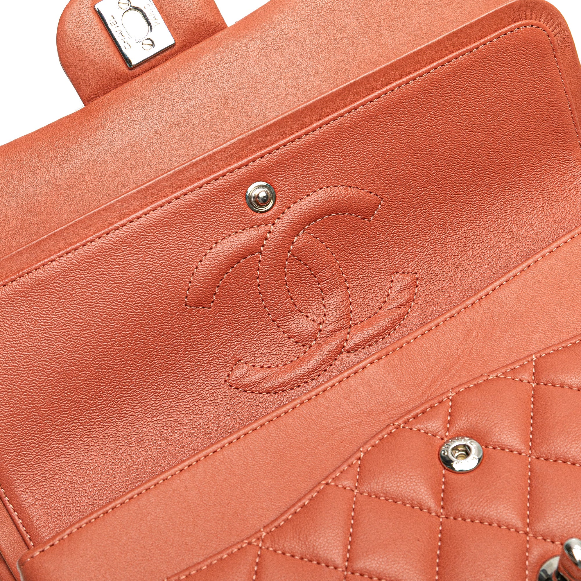 Medium Classic Lambskin Double Flap