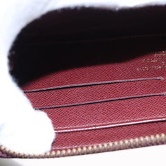 Louis Vuitton Zippy wallet