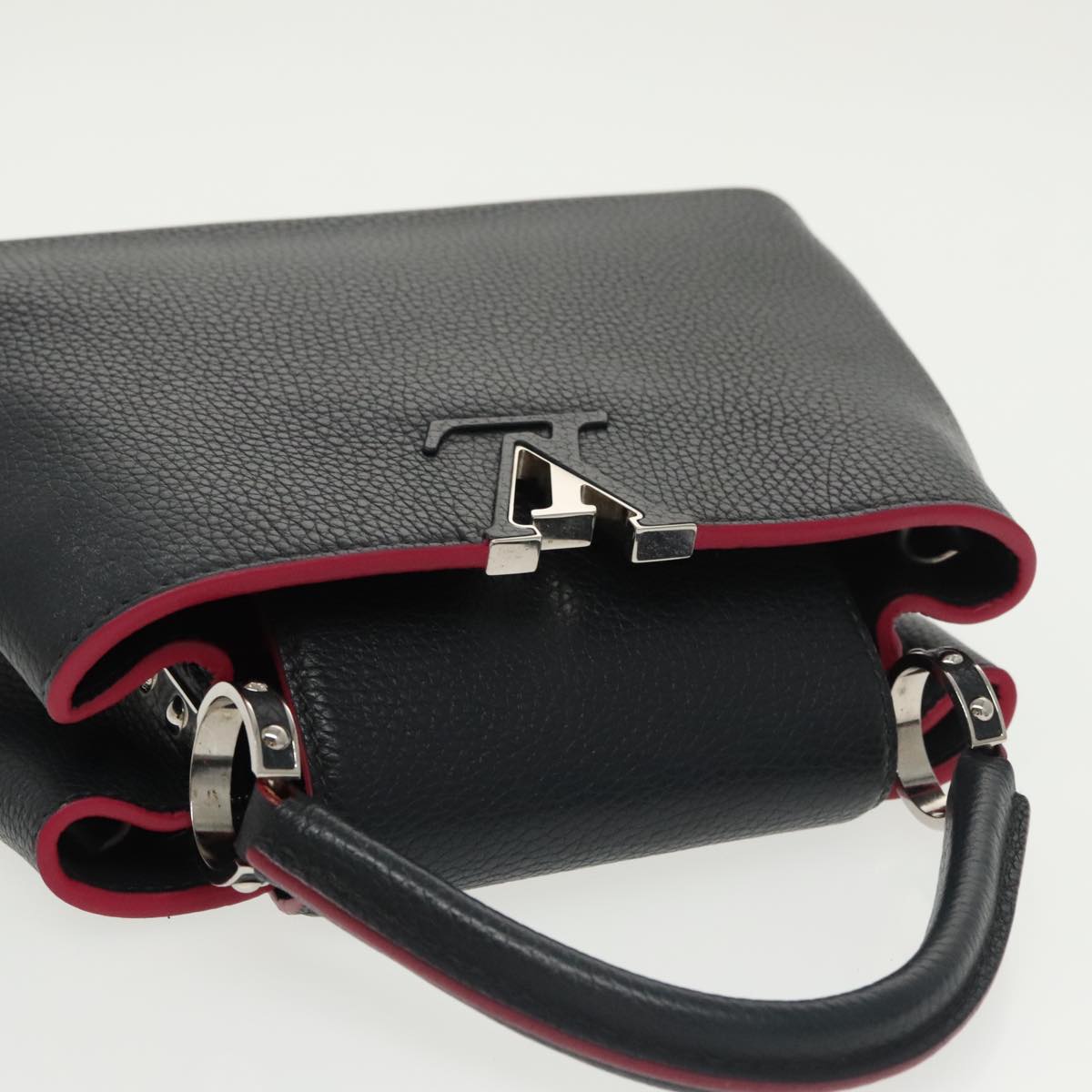 Louis Vuitton Capucines