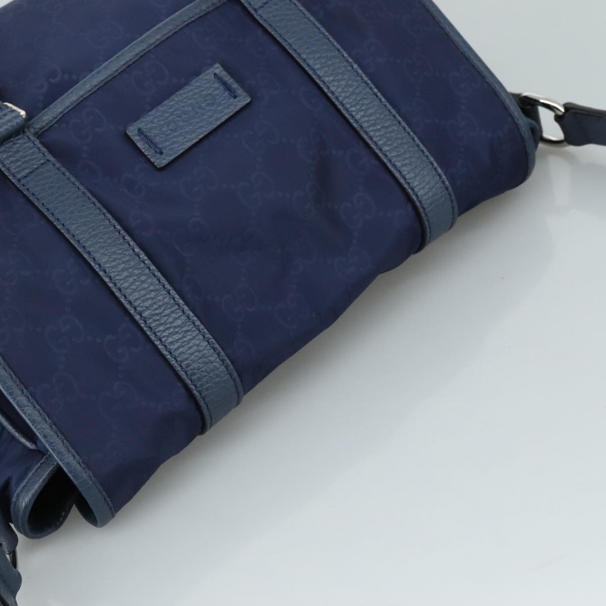 Gucci Messenger