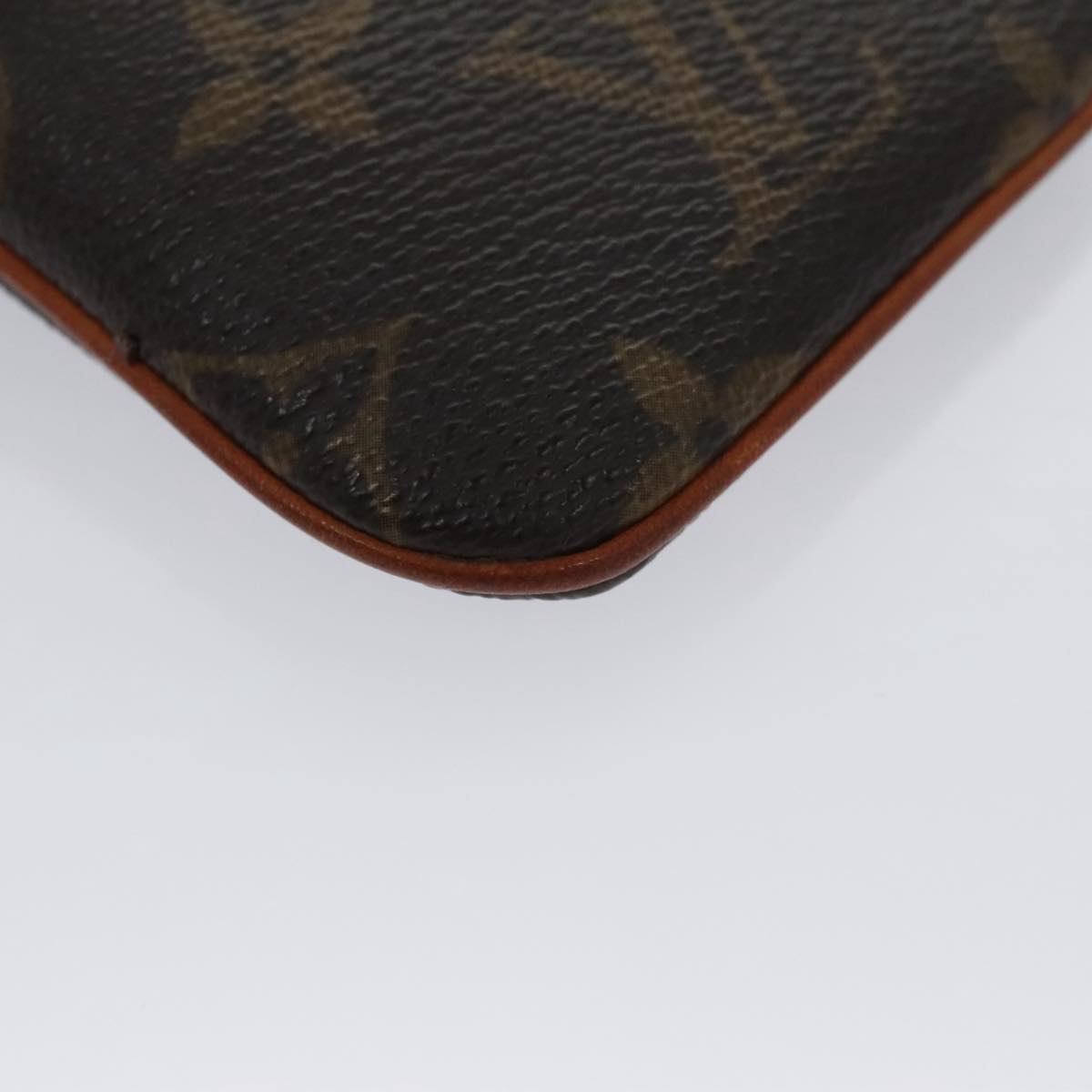 Louis Vuitton Etui téléphone