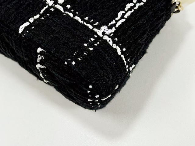 Chanel -