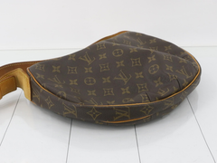 Louis Vuitton Croissant