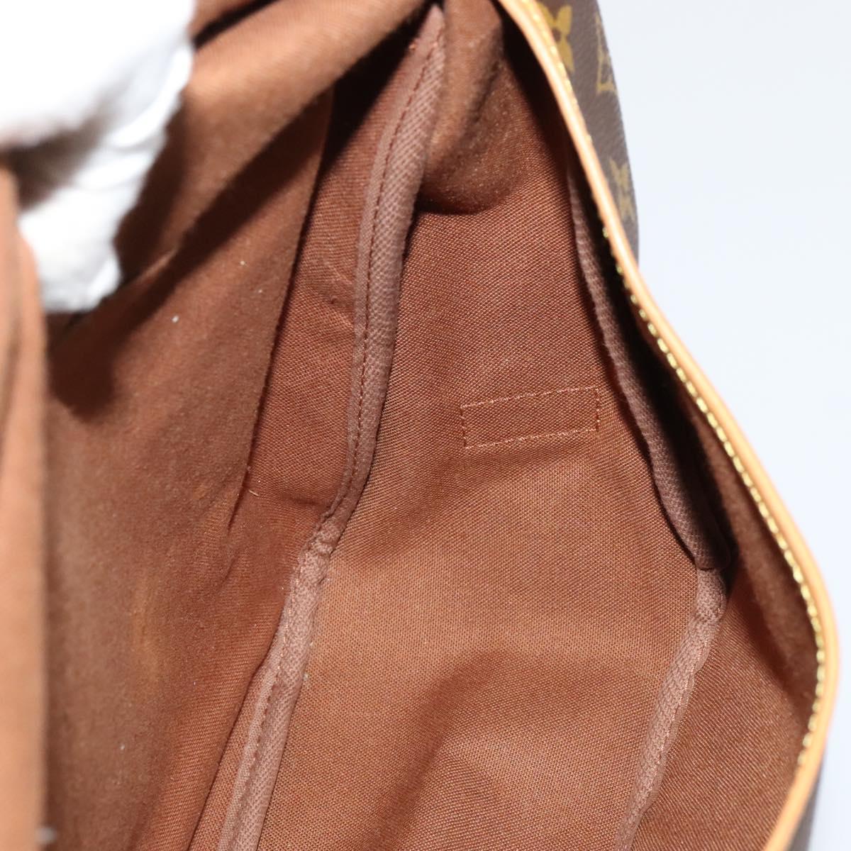 Louis Vuitton Saumur 35