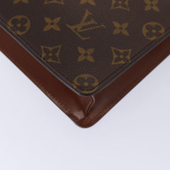 Louis Vuitton Pochette A4