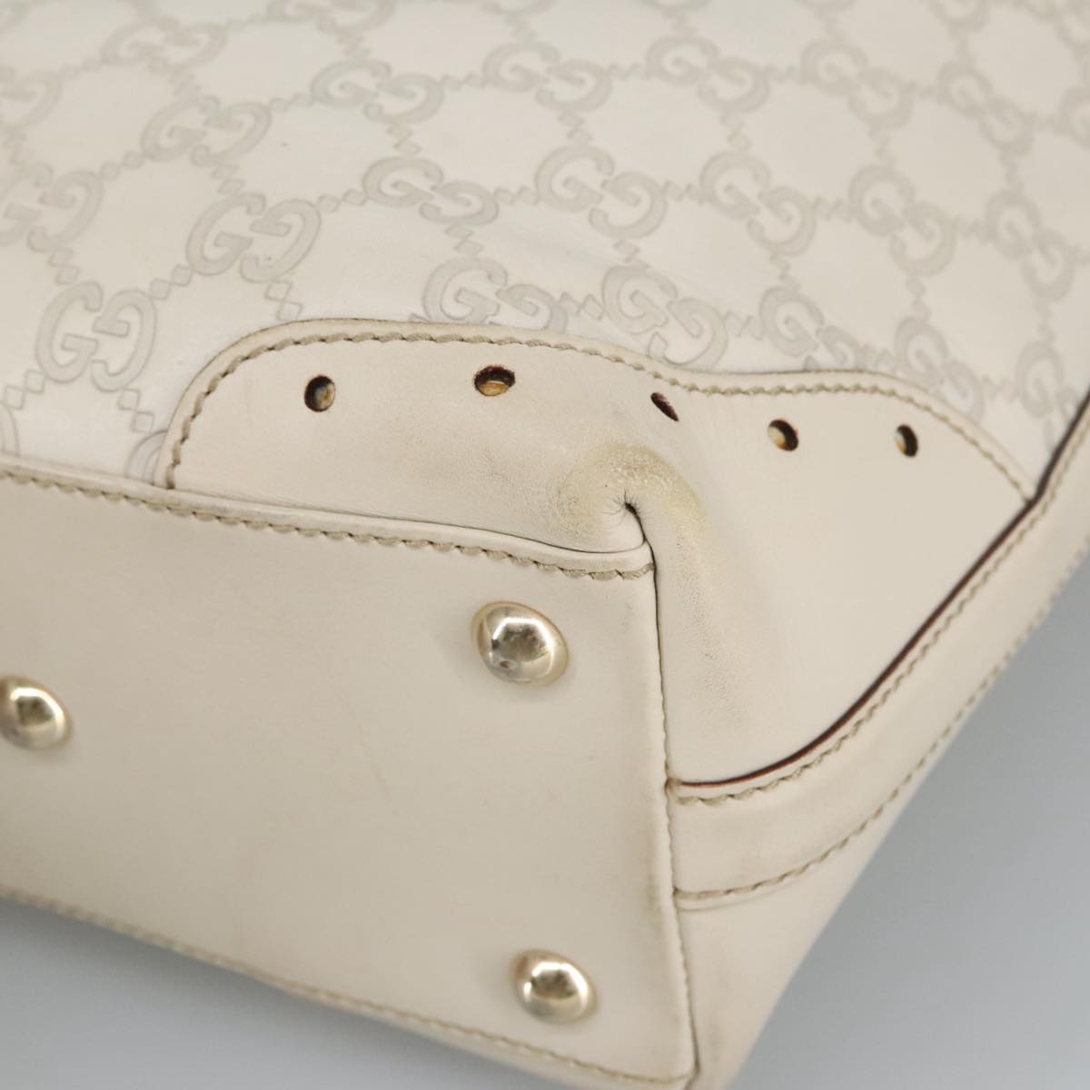 Gucci Guccissima
