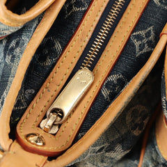 Louis Vuitton Pleaty