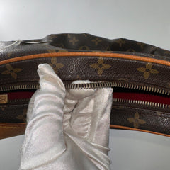 Louis Vuitton Croissant