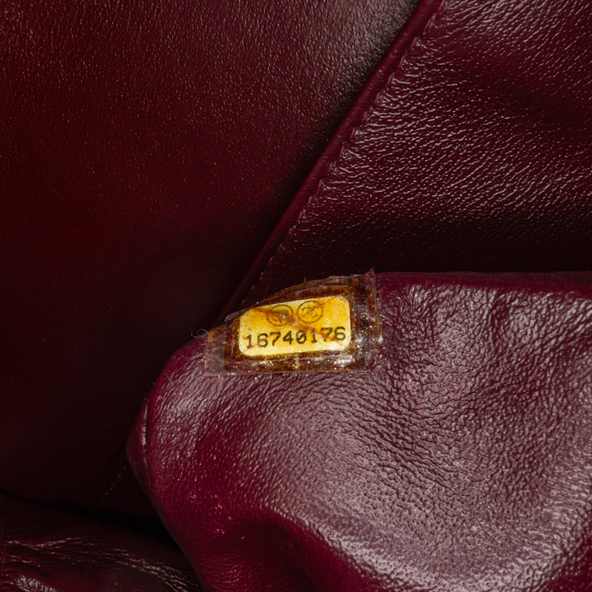 Jumbo Classic Caviar Double Flap