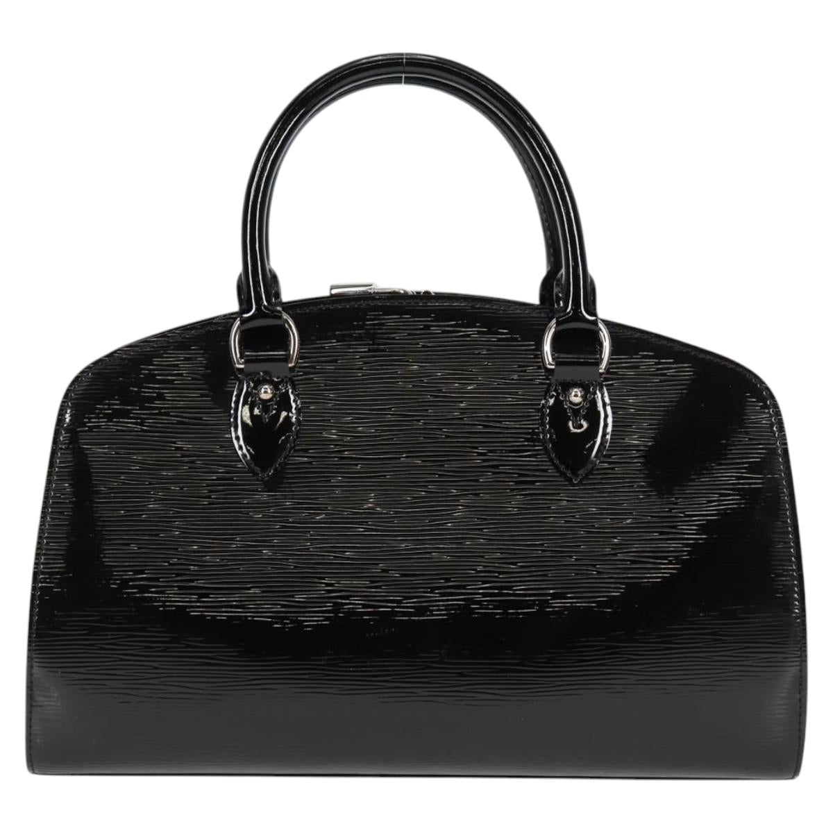 Louis Vuitton Pont Neuf
