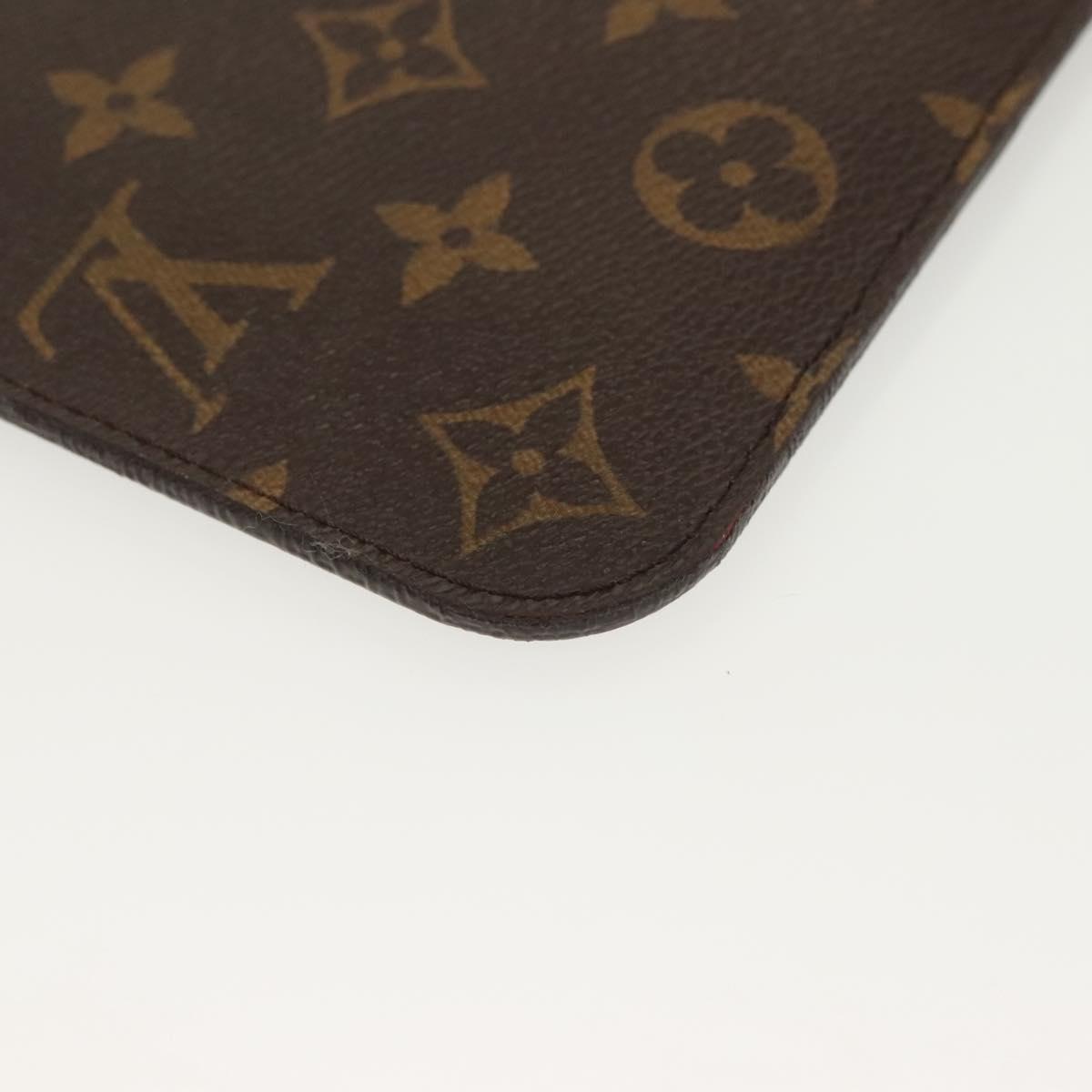 Louis Vuitton Neverfull pouch