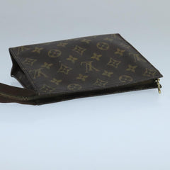 Louis Vuitton Poche Toilette 19