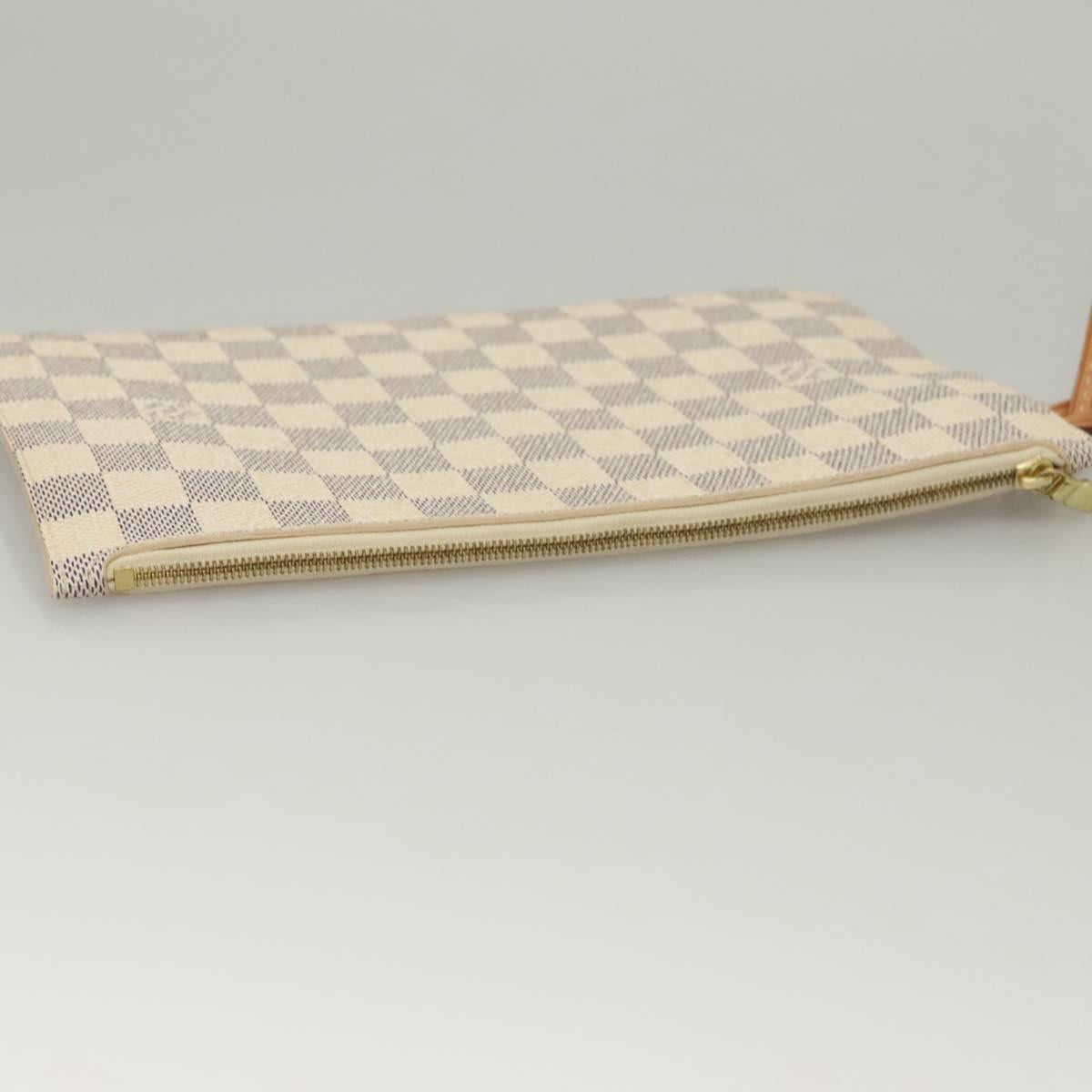 Louis Vuitton Neverfull pouch