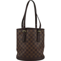 Louis Vuitton Marais