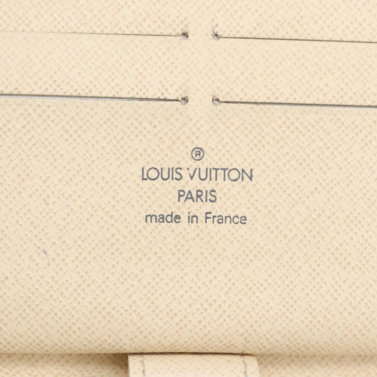 Louis Vuitton Zippy wallet