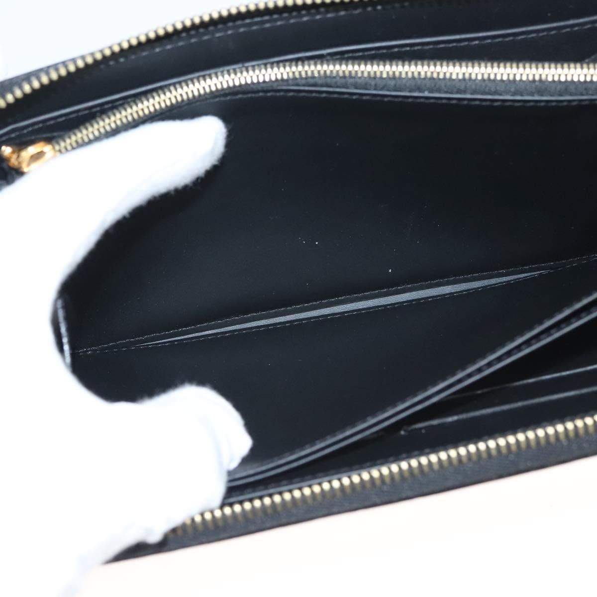 Louis Vuitton Zippy wallet