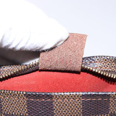 Louis Vuitton Trousse makeup