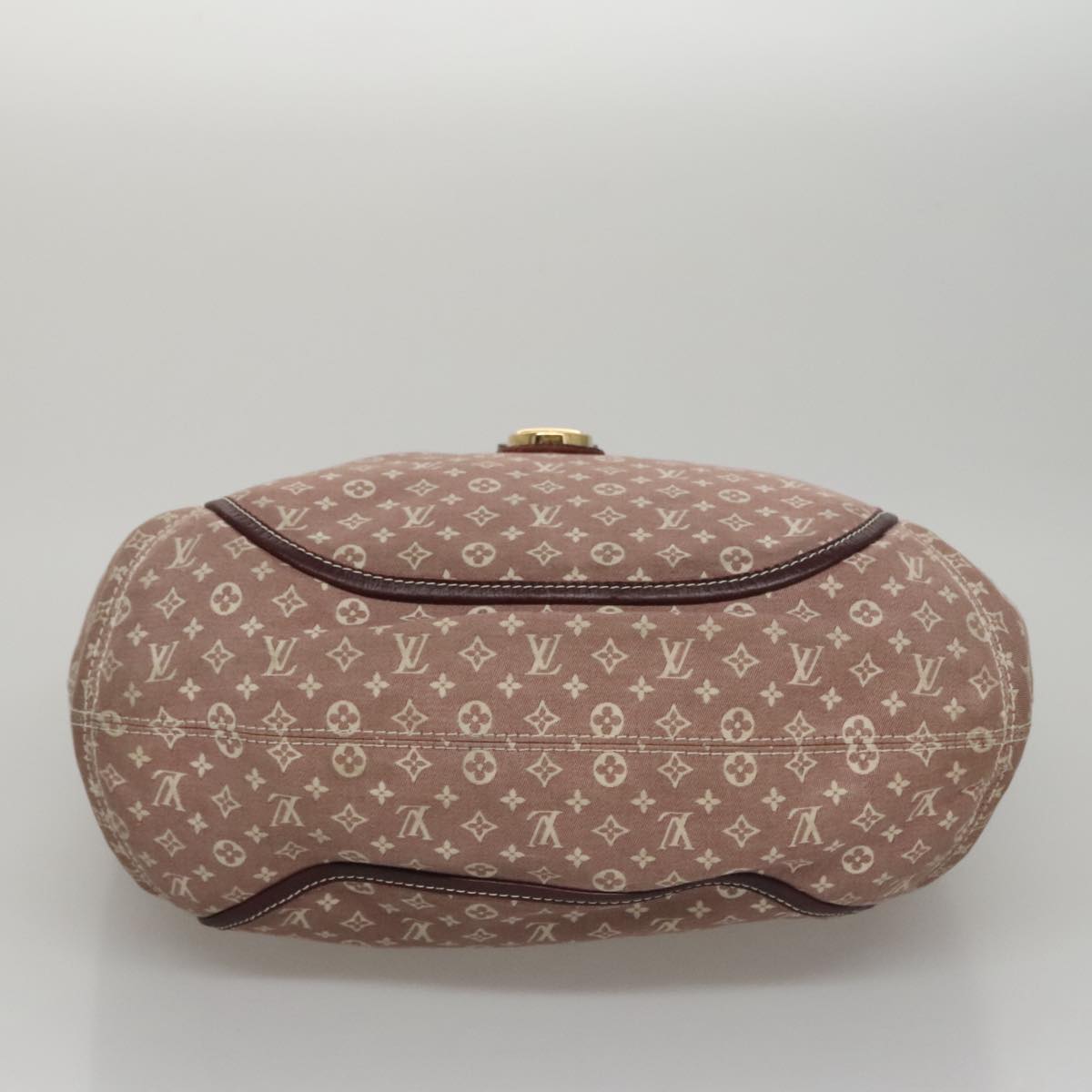 Louis Vuitton Romance
