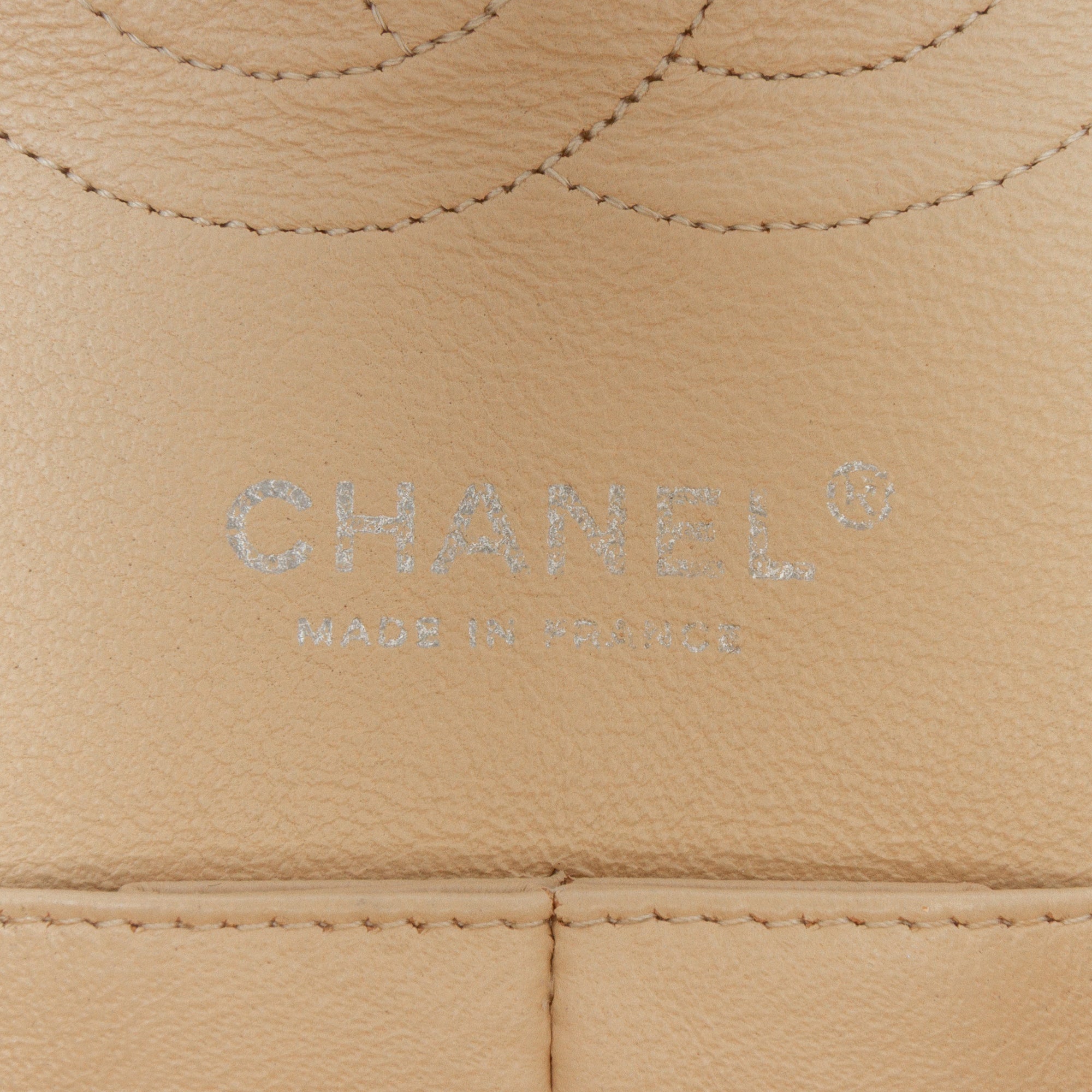 Medium Classic Lambskin Double Flap