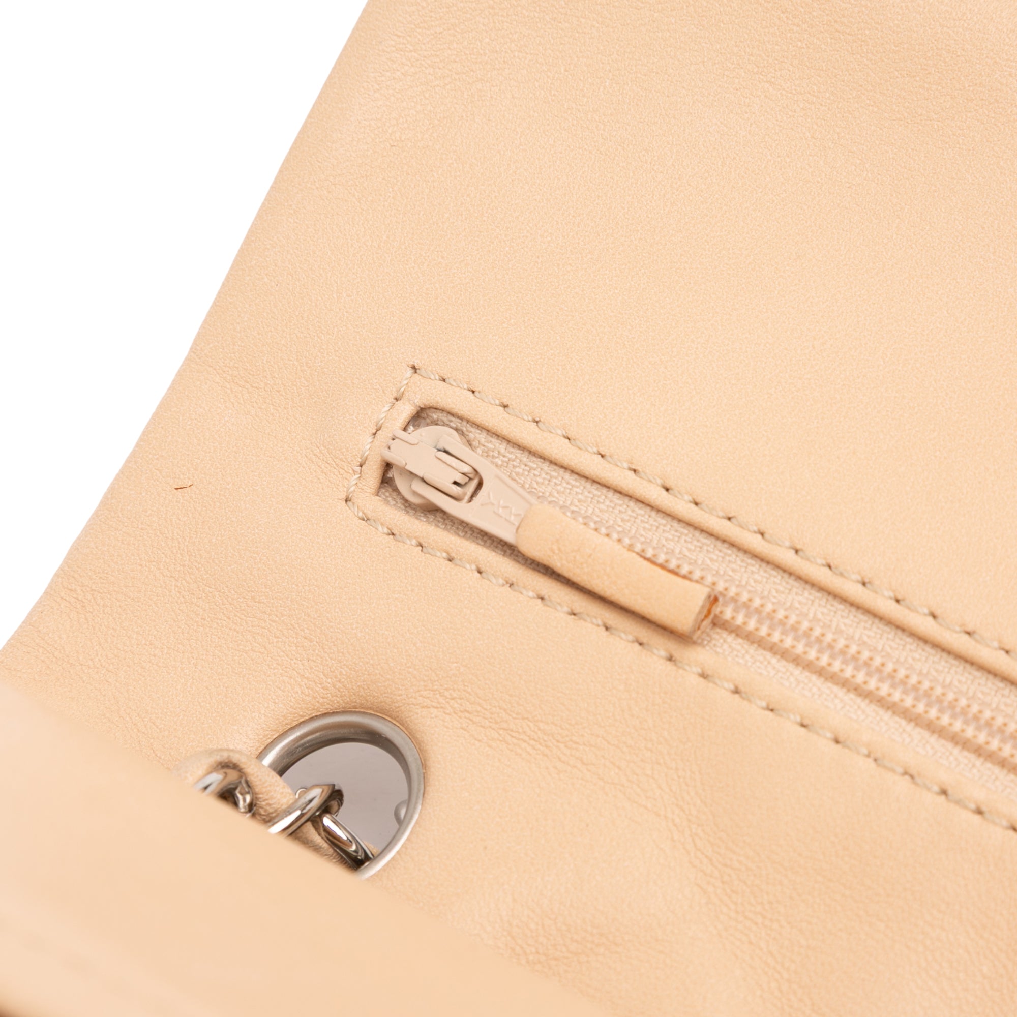 Medium Classic Lambskin Double Flap