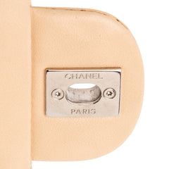 Medium Classic Lambskin Double Flap