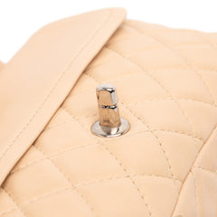 Medium Classic Lambskin Double Flap