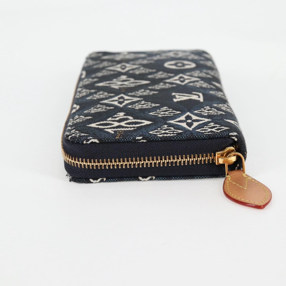 Louis Vuitton Zippy wallet