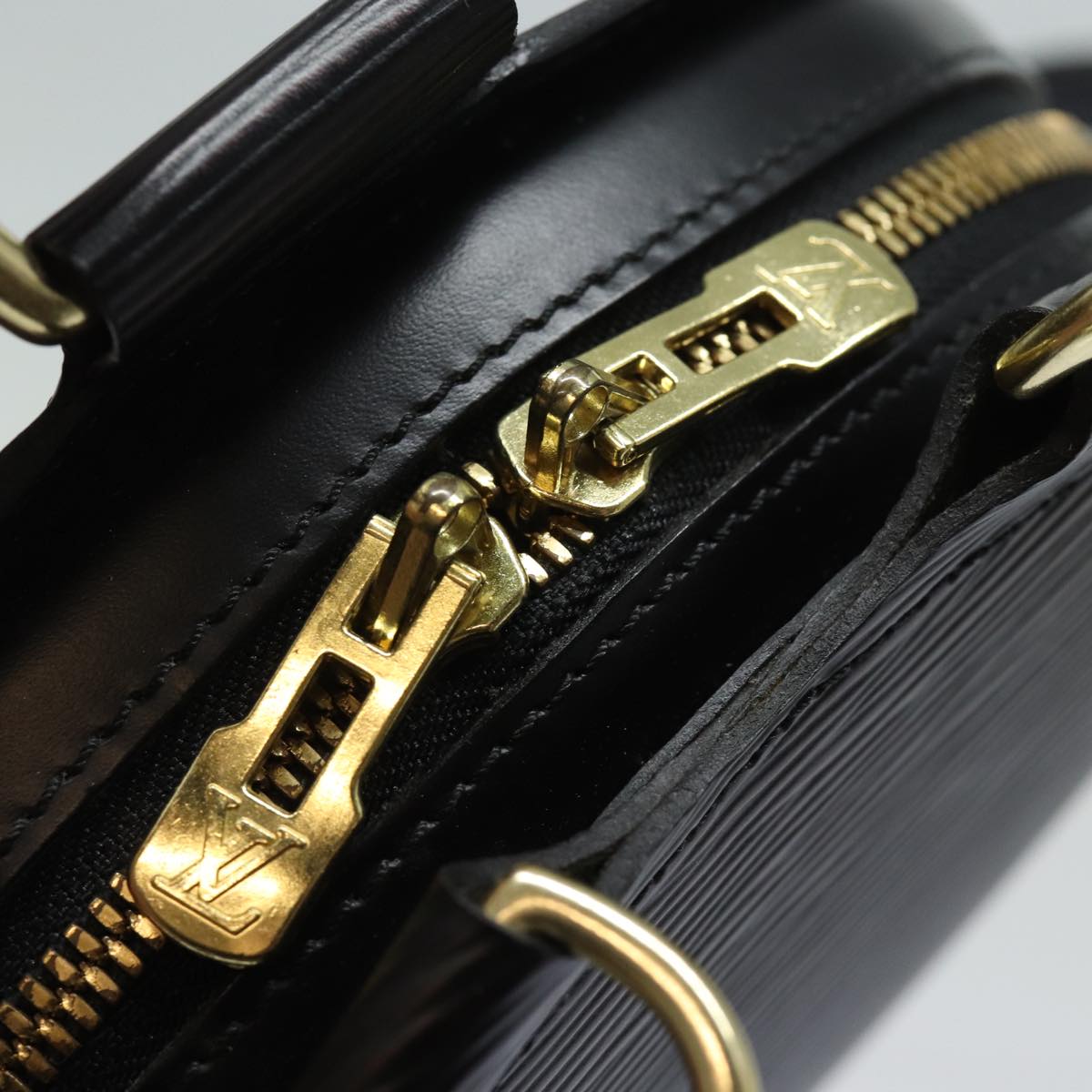 Louis Vuitton Mabillon