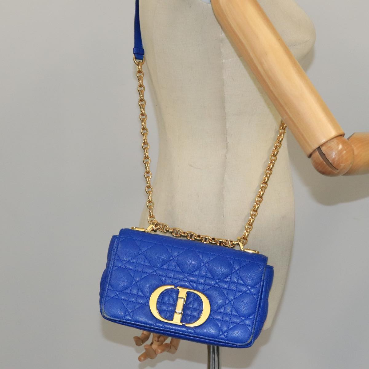 Dior CARO