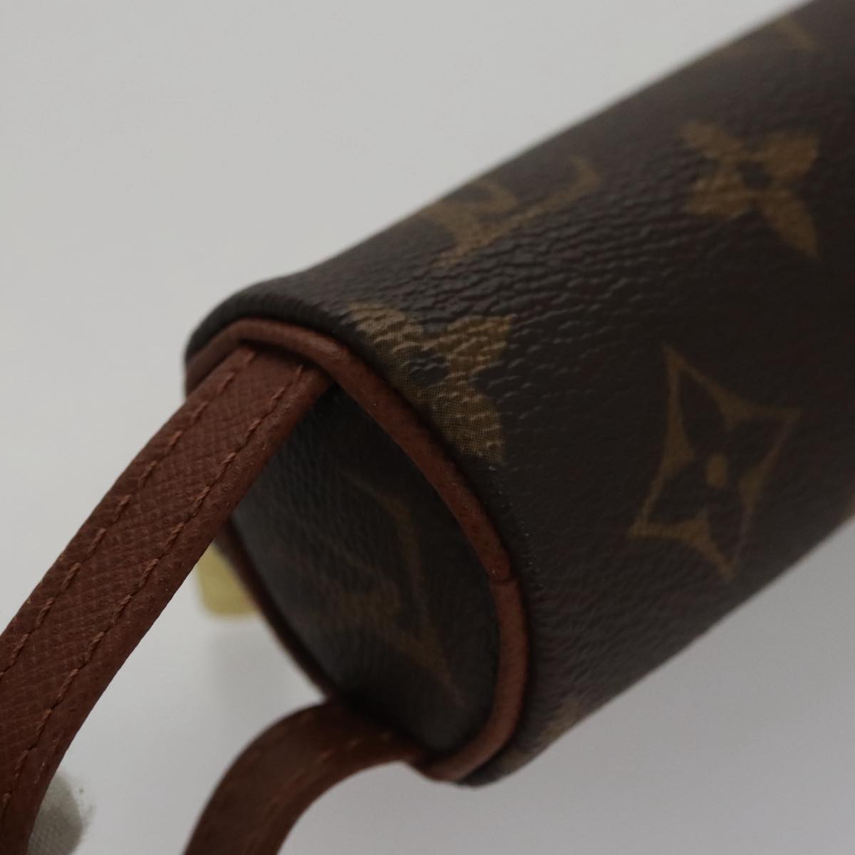 Louis Vuitton Etui à balles de golf