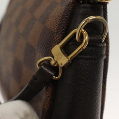 Louis Vuitton Trousse makeup