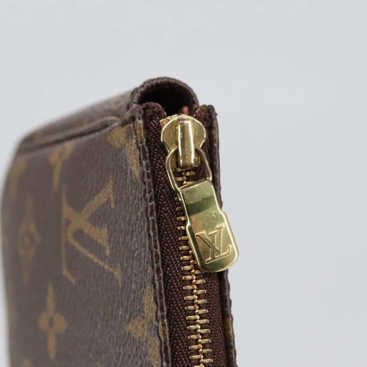 Louis Vuitton Pochette Accessoire