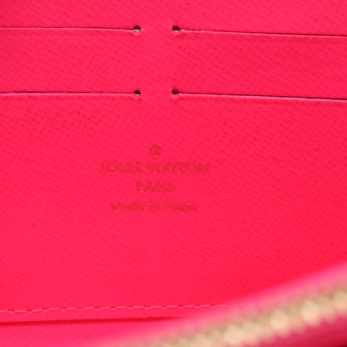 Louis Vuitton Zippy wallet
