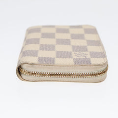 Louis Vuitton Zippy wallet