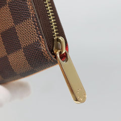 Louis Vuitton Zippy wallet