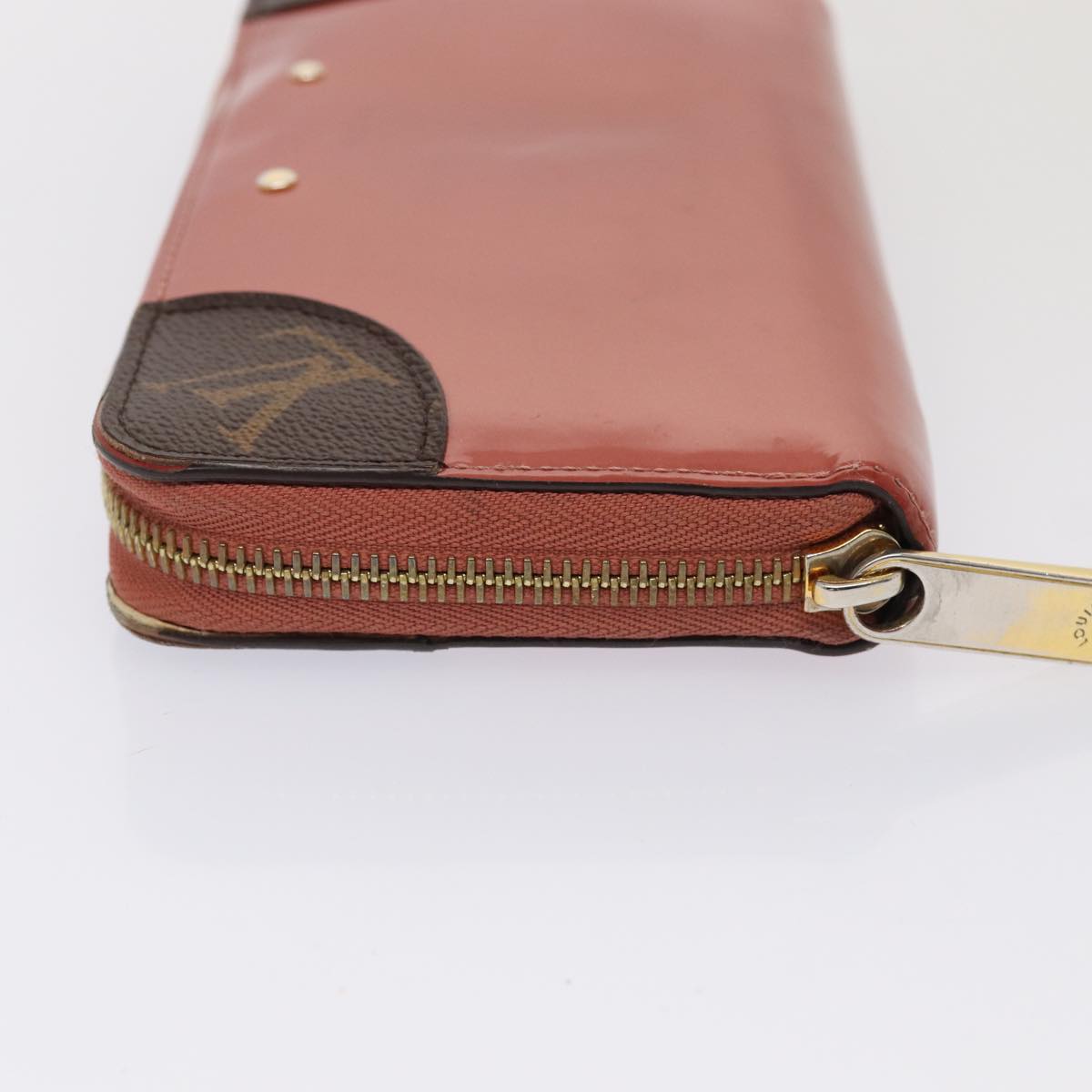 Louis Vuitton Zippy wallet