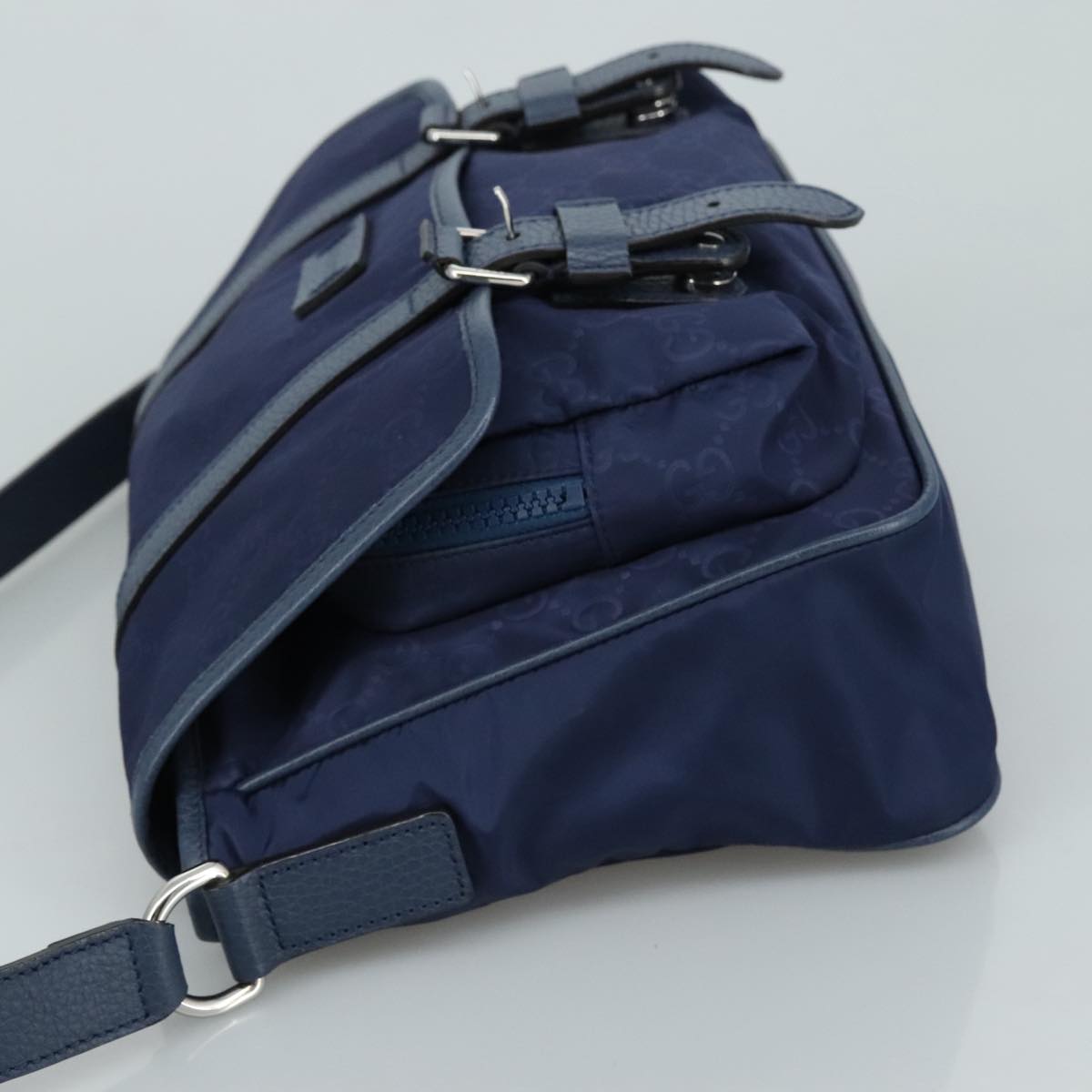 Gucci Messenger