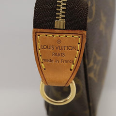 Louis Vuitton Pochette Accessoire