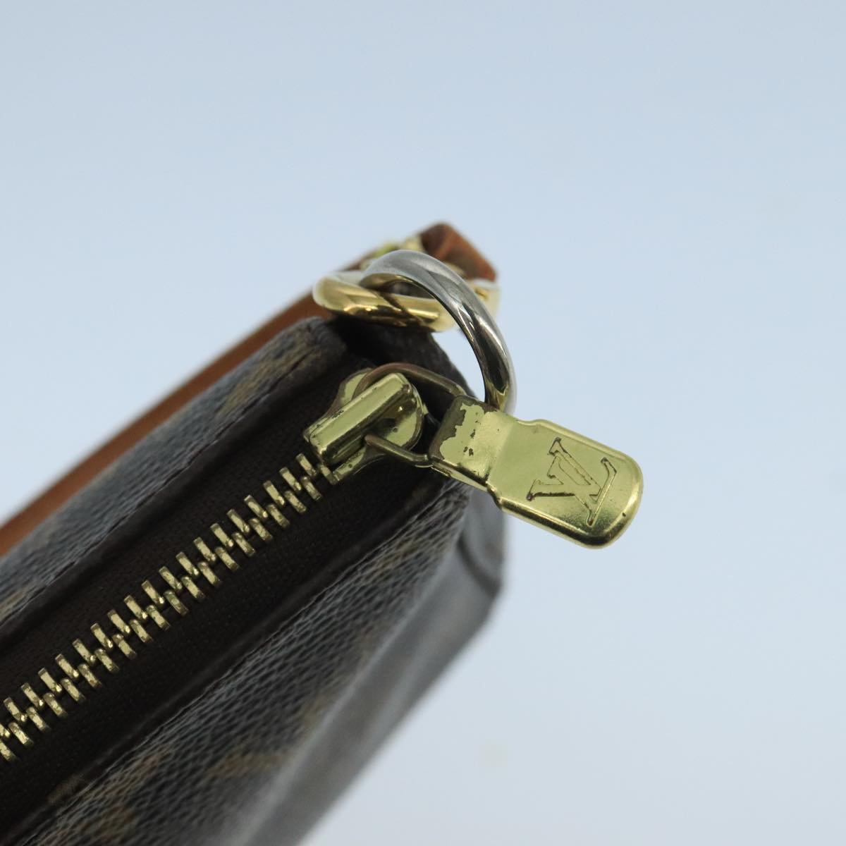 Louis Vuitton Pochette Accessoire