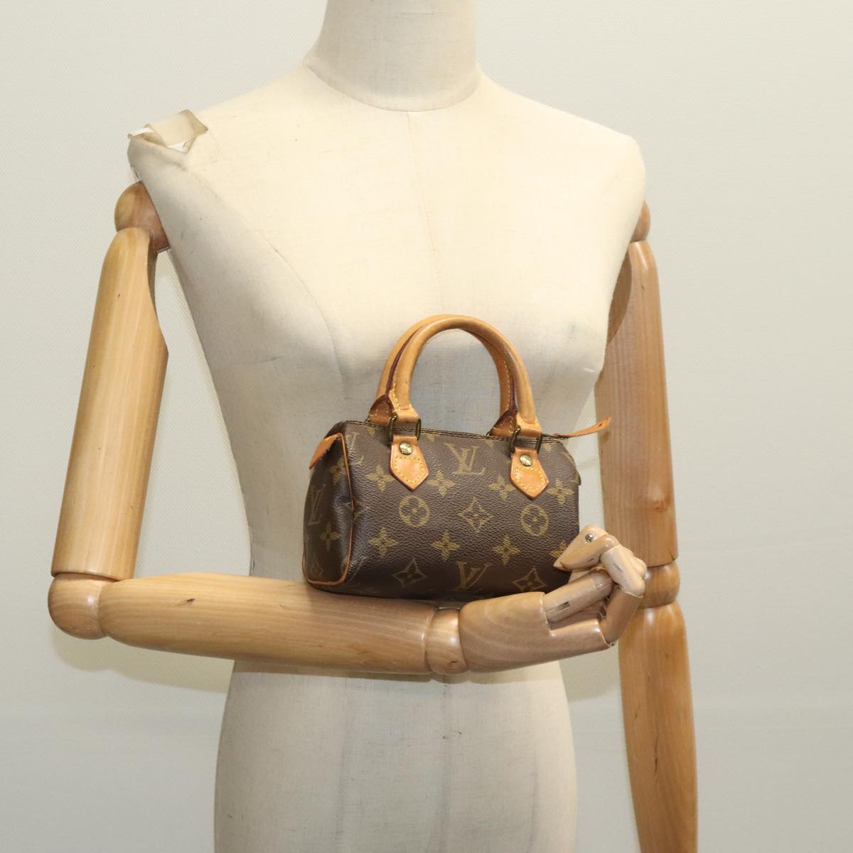 Louis Vuitton Mini speedy