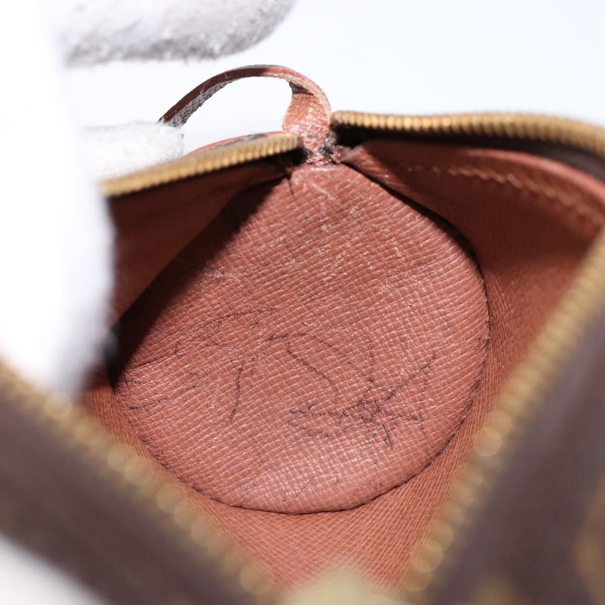 Louis Vuitton Papillon Pochette