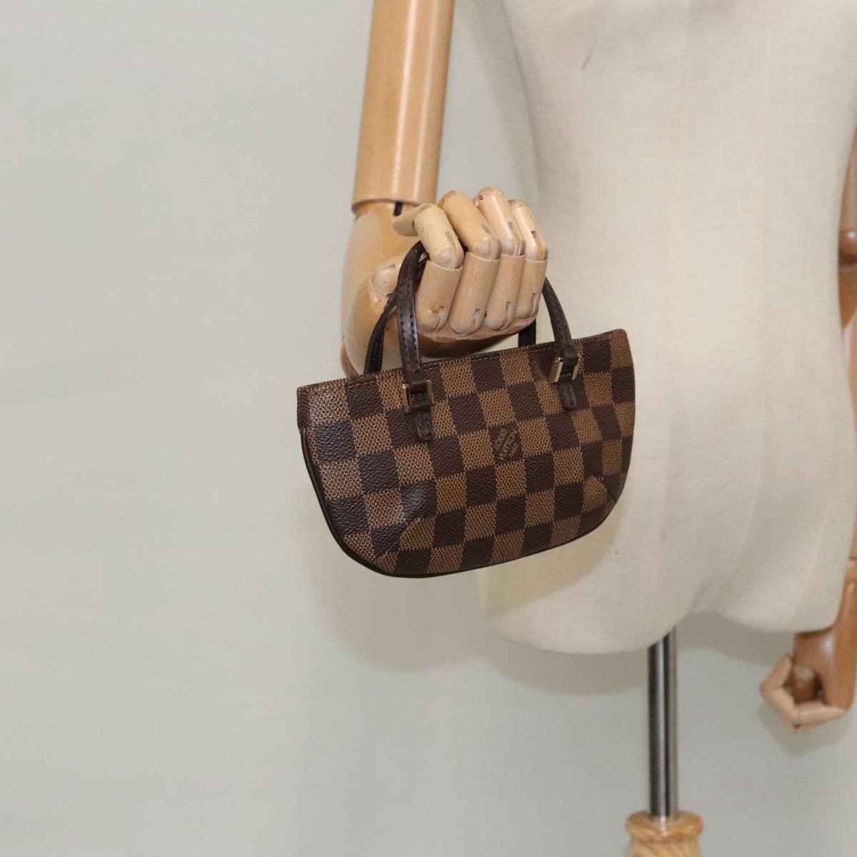 Louis Vuitton Manosque