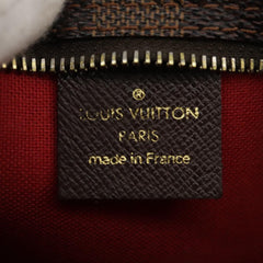 Louis Vuitton Trousse makeup