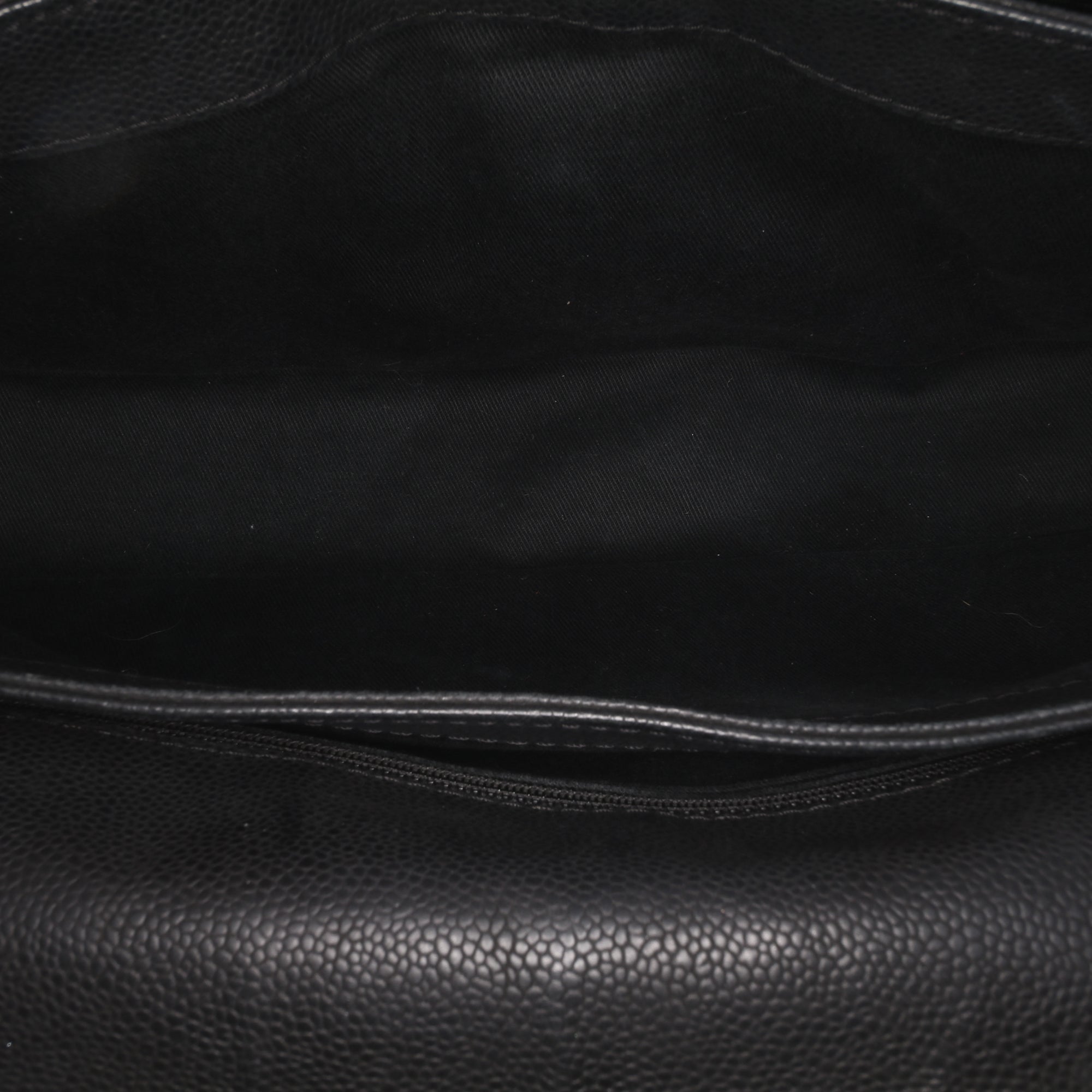 Quilted Iridescent Caviar Lady Pearly Flap