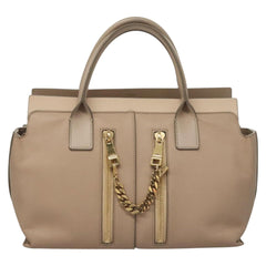 Chloé