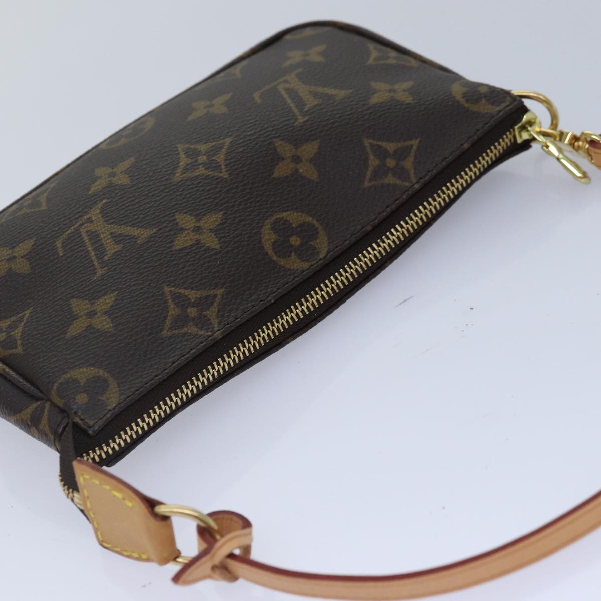 Louis Vuitton Pochette Accessoire